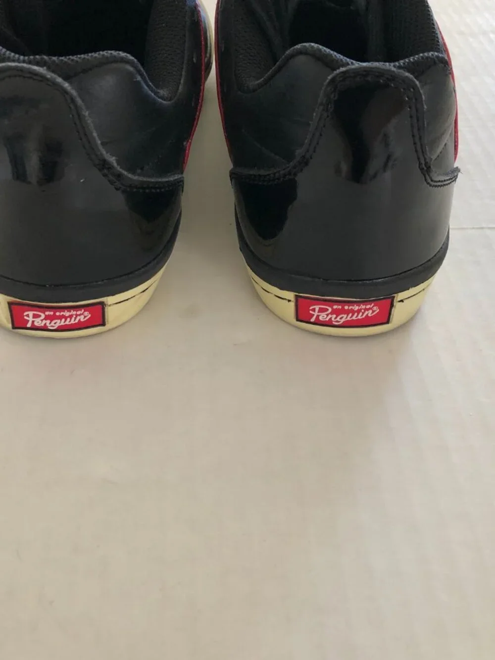 NEW Original Penguin Men low-top sneakers Shoes Size 10.5 Black Plaid Casual